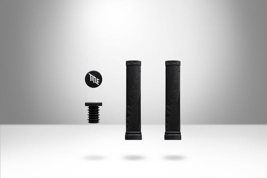 TITLE Form Grip BLACK